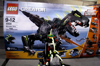 Illustration for article titled First Look: Lego Creator Monster Dino and Ferris Wheel